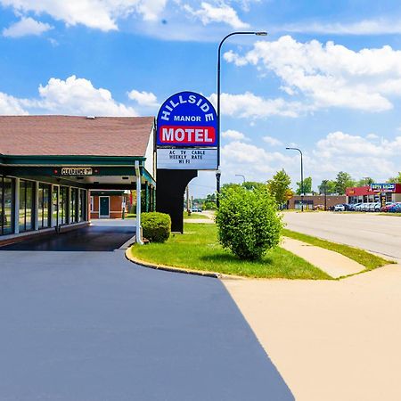 Manor Motel By Oyo Near Oak Brook Chicago Westchester Хилсайд Екстериор снимка