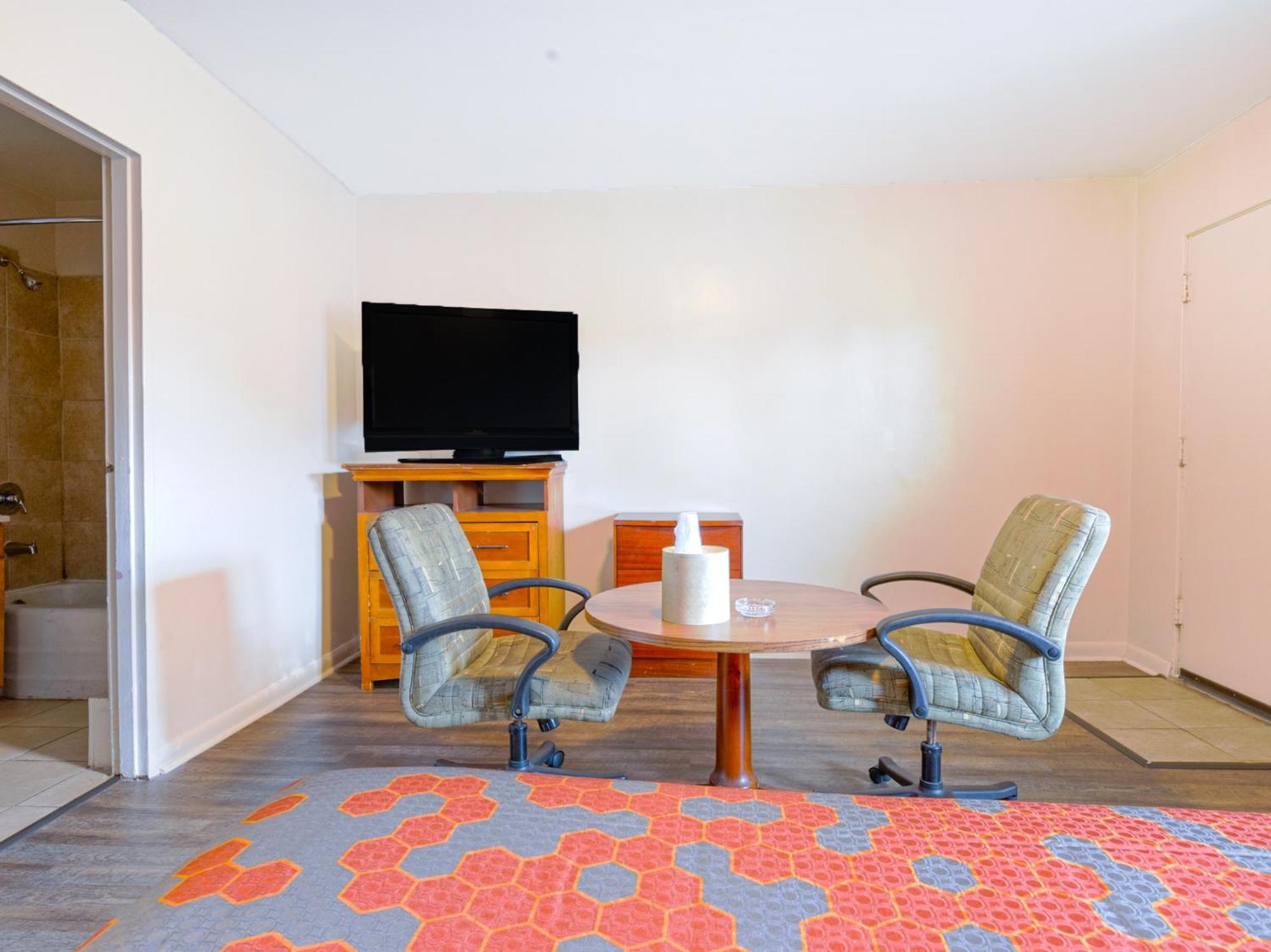 Manor Motel By Oyo Near Oak Brook Chicago Westchester Хилсайд Екстериор снимка