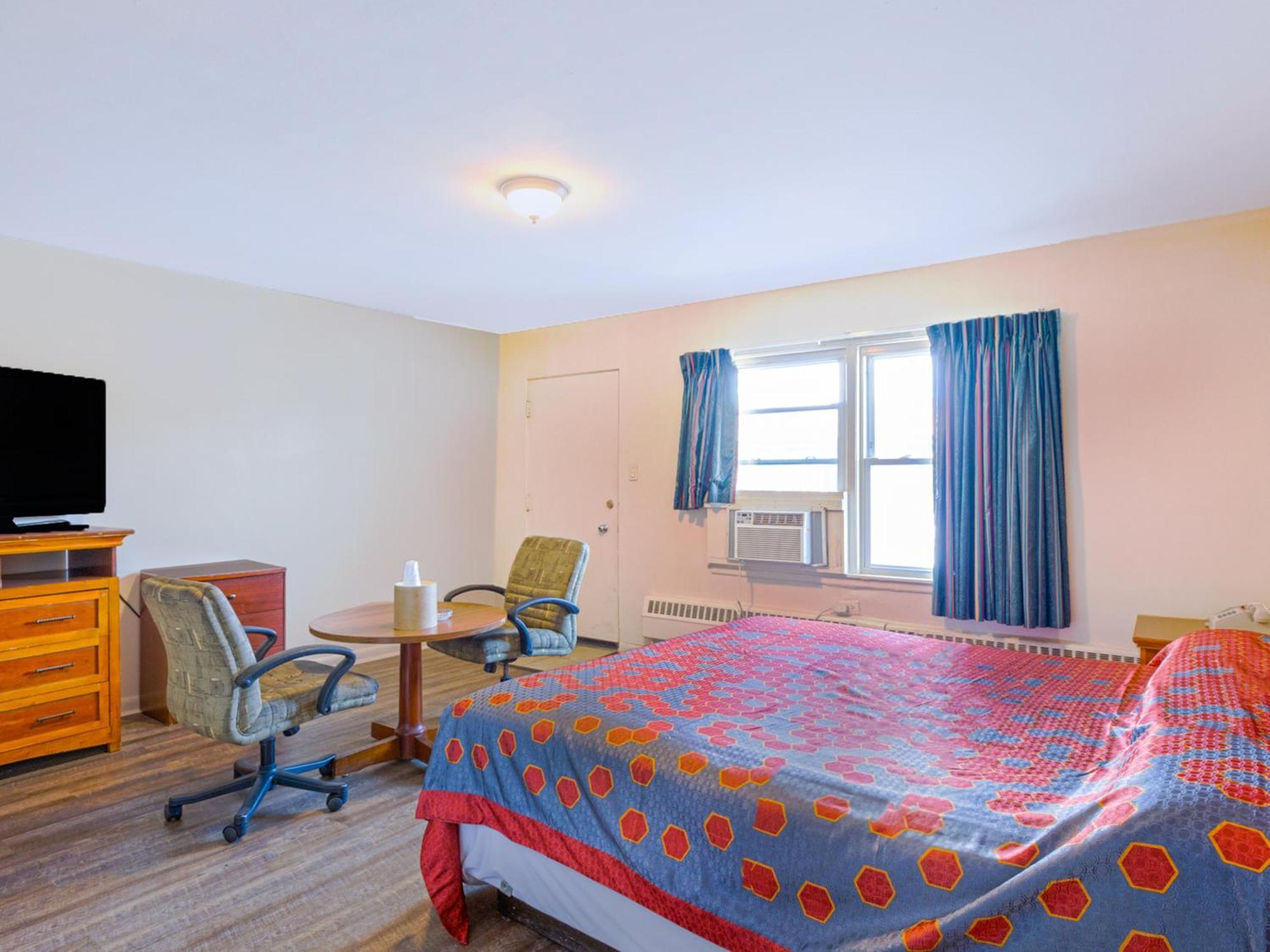 Manor Motel By Oyo Near Oak Brook Chicago Westchester Хилсайд Екстериор снимка