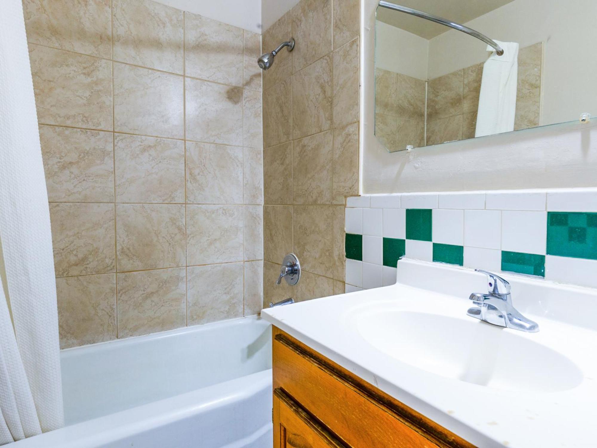 Manor Motel By Oyo Near Oak Brook Chicago Westchester Хилсайд Екстериор снимка